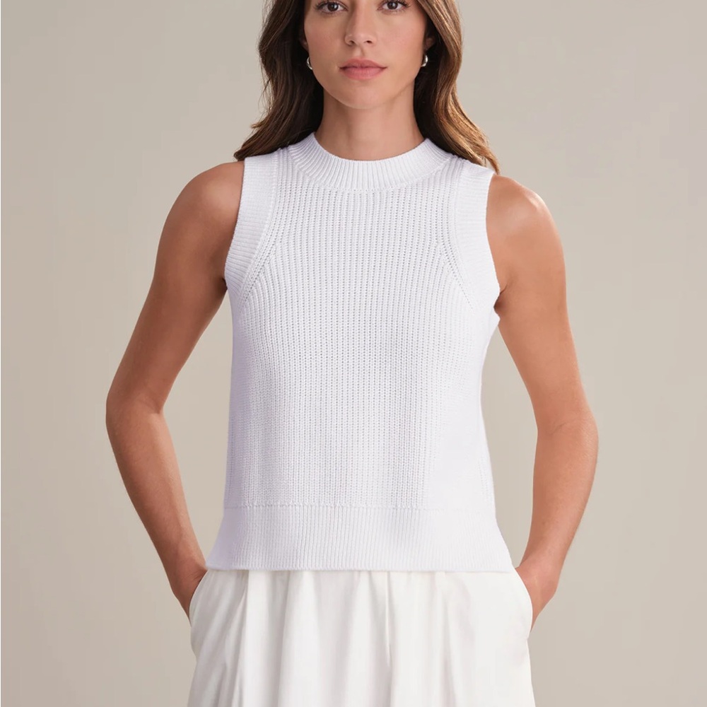 525 Demi: High Crew Neck Cotton Tank Knit Sweater Vest - White - Medium NWT